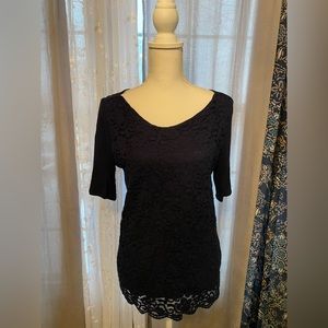 NY & CO size large navy lace stretchy top